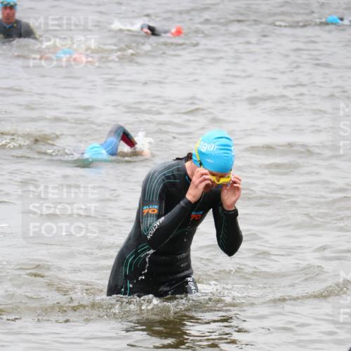 23.06.2024 - Viking Triathlon H.Heesch http://msf.ph/oto/6346005 23.06.2024 10:52:47 Schwimmen  meine-sportfotos.de