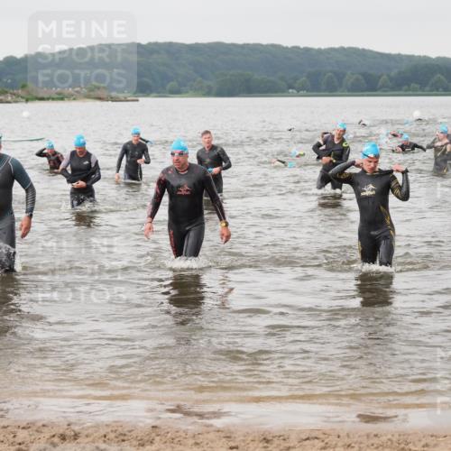 23.06.2024 - Viking Triathlon MichiJ http://msf.ph/oto/6346006 23.06.2024 10:40:22 Schwimmen 136, 146, 214, 355, 445, 484, 648 meine-sportfotos.de