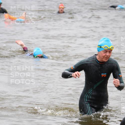 23.06.2024 - Viking Triathlon H.Heesch http://msf.ph/oto/6346009 23.06.2024 10:52:48 Schwimmen 481 meine-sportfotos.de