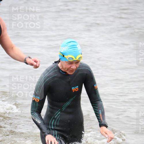 23.06.2024 - Viking Triathlon H.Heesch http://msf.ph/oto/6346015 23.06.2024 10:52:53 Schwimmen 145, 444, 481 meine-sportfotos.de