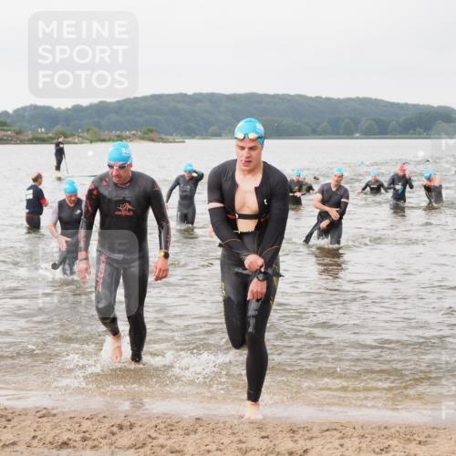 23.06.2024 - Viking Triathlon MichiJ http://msf.ph/oto/6346020 23.06.2024 10:40:27 Schwimmen 102, 146, 355, 374, 445, 484 meine-sportfotos.de