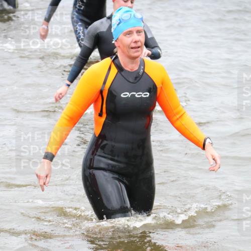 23.06.2024 - Viking Triathlon H.Heesch http://msf.ph/oto/6346043 23.06.2024 10:53:15 Schwimmen 207, 536, 540 meine-sportfotos.de