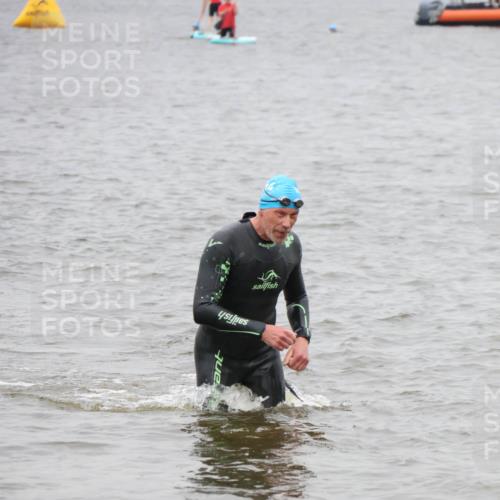 23.06.2024 - Viking Triathlon H.Heesch http://msf.ph/oto/6346061 23.06.2024 10:53:27 Schwimmen 241, 411, 629 meine-sportfotos.de