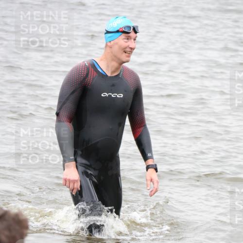 23.06.2024 - Viking Triathlon H.Heesch http://msf.ph/oto/6346076 23.06.2024 10:53:50 Schwimmen  meine-sportfotos.de