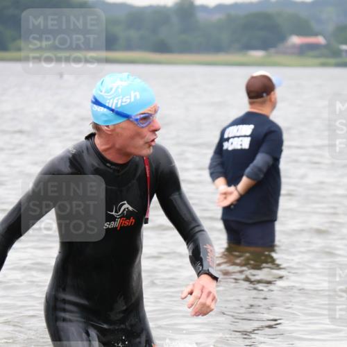 23.06.2024 - Viking Triathlon H.Heesch http://msf.ph/oto/6346085 23.06.2024 10:54:12 Schwimmen 154 meine-sportfotos.de