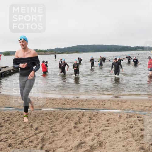 23.06.2024 - Viking Triathlon MichiJ http://msf.ph/oto/6346088 23.06.2024 10:40:42 Schwimmen 205, 297, 314, 440, 531, 543 meine-sportfotos.de