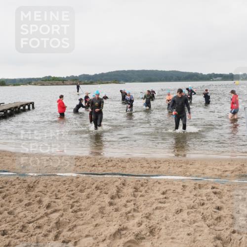 23.06.2024 - Viking Triathlon MichiJ http://msf.ph/oto/6346102 23.06.2024 10:40:44 Schwimmen 28, 205, 297, 314, 440, 461, 543 meine-sportfotos.de