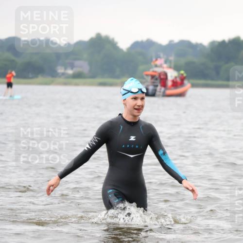 23.06.2024 - Viking Triathlon H.Heesch http://msf.ph/oto/6346108 23.06.2024 10:56:04 Schwimmen 227, 346 meine-sportfotos.de