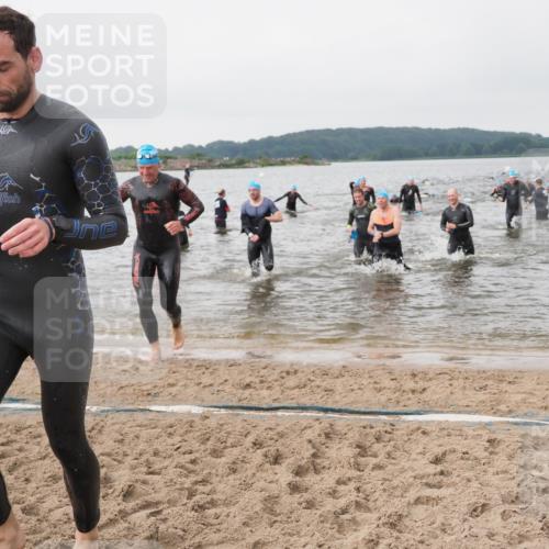 23.06.2024 - Viking Triathlon MichiJ http://msf.ph/oto/6346130 23.06.2024 10:40:49 Schwimmen 28, 205, 297, 314, 420, 440, 461, 543 meine-sportfotos.de