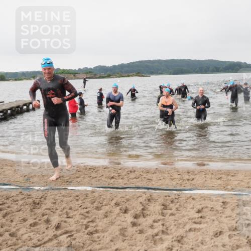 23.06.2024 - Viking Triathlon MichiJ http://msf.ph/oto/6346135 23.06.2024 10:40:50 Schwimmen 28, 205, 297, 314, 420, 440, 461, 525, 543 meine-sportfotos.de