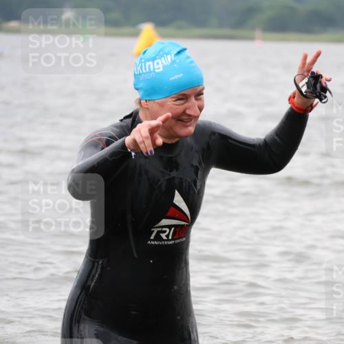 23.06.2024 - Viking Triathlon H.Heesch http://msf.ph/oto/6346139 23.06.2024 10:56:51 Schwimmen 418 meine-sportfotos.de