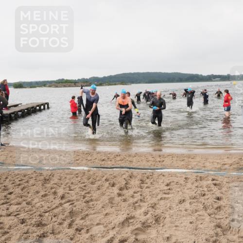 23.06.2024 - Viking Triathlon MichiJ http://msf.ph/oto/6346143 23.06.2024 10:40:52 Schwimmen 28, 205, 297, 314, 420, 461, 525 meine-sportfotos.de