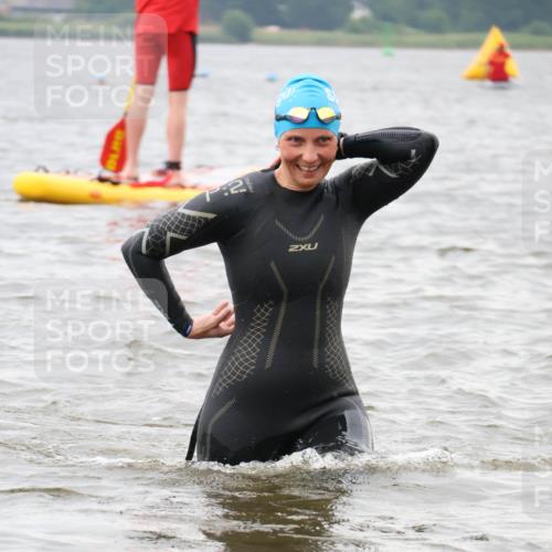 23.06.2024 - Viking Triathlon H.Heesch http://msf.ph/oto/6346163 23.06.2024 10:57:31 Schwimmen 333, 356, 515 meine-sportfotos.de