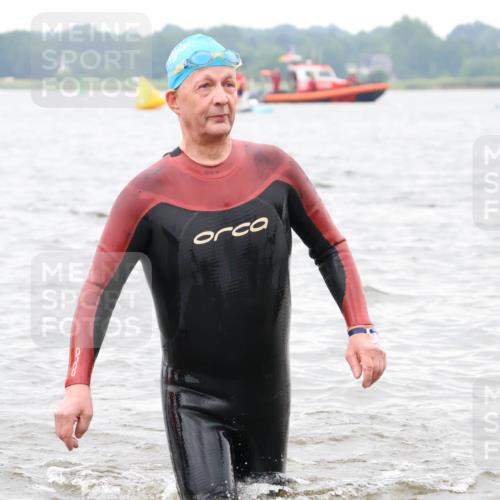 23.06.2024 - Viking Triathlon H.Heesch http://msf.ph/oto/6346177 23.06.2024 10:58:15 Schwimmen 243 meine-sportfotos.de
