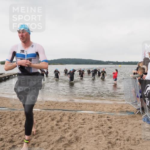 23.06.2024 - Viking Triathlon MichiJ http://msf.ph/oto/6346186 23.06.2024 10:41:04 Schwimmen 90, 135, 167, 180, 367, 449, 450, 525, 634 meine-sportfotos.de