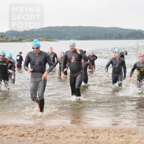 23.06.2024 - Viking Triathlon MichiJ http://msf.ph/oto/6346192 23.06.2024 10:41:10 Schwimmen 90, 135, 167, 180, 288, 344, 367, 449, 450, 512, 634 meine-sportfotos.de