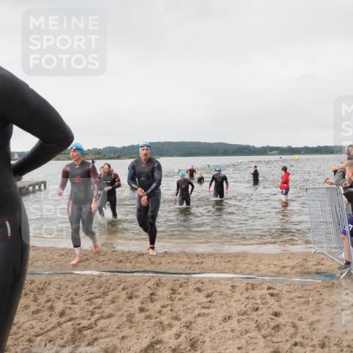 23.06.2024 - Viking Triathlon MichiJ http://msf.ph/oto/6346201 23.06.2024 10:41:17 Schwimmen 38, 135, 138, 167, 288, 344, 450, 512 meine-sportfotos.de