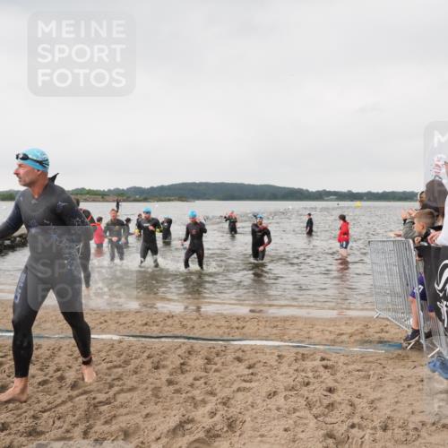 23.06.2024 - Viking Triathlon MichiJ http://msf.ph/oto/6346205 23.06.2024 10:41:19 Schwimmen 38, 138, 167, 174, 288, 344, 450, 512 meine-sportfotos.de