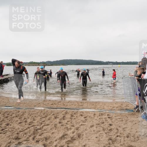 23.06.2024 - Viking Triathlon MichiJ http://msf.ph/oto/6346208 23.06.2024 10:41:20 Schwimmen 38, 138, 174, 288, 344, 512 meine-sportfotos.de