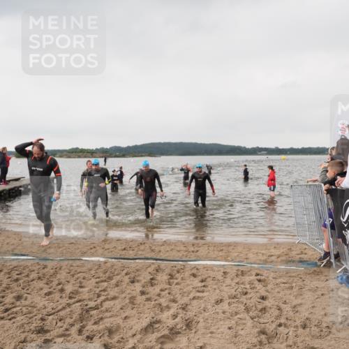 23.06.2024 - Viking Triathlon MichiJ http://msf.ph/oto/6346209 23.06.2024 10:41:20 Schwimmen 38, 138, 174, 288, 344, 512 meine-sportfotos.de