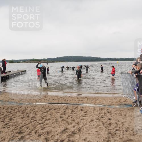 23.06.2024 - Viking Triathlon MichiJ http://msf.ph/oto/6346237 23.06.2024 10:41:28 Schwimmen 38, 174, 419, 610 meine-sportfotos.de