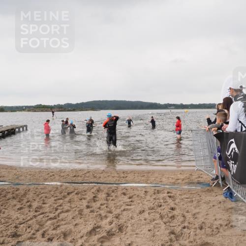 23.06.2024 - Viking Triathlon MichiJ http://msf.ph/oto/6346263 23.06.2024 10:41:37 Schwimmen 15, 82, 161, 250, 419, 455, 553, 610 meine-sportfotos.de