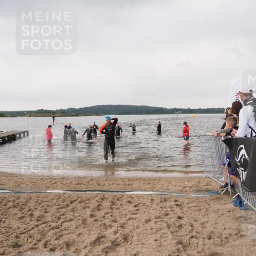 23.06.2024 - Viking Triathlon MichiJ http://msf.ph/oto/6346266 23.06.2024 10:41:37 Schwimmen 15, 82, 161, 250, 419, 455, 553, 610 meine-sportfotos.de