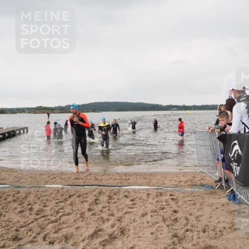 23.06.2024 - Viking Triathlon MichiJ http://msf.ph/oto/6346273 23.06.2024 10:41:39 Schwimmen 15, 82, 161, 250, 419, 455, 553 meine-sportfotos.de
