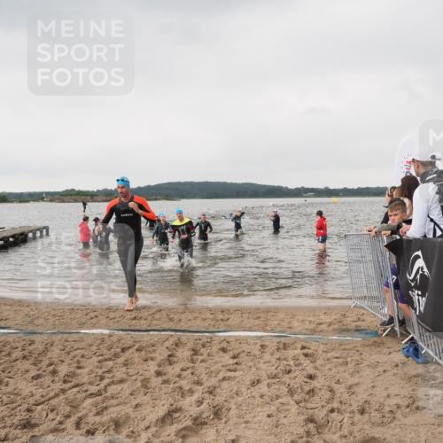 23.06.2024 - Viking Triathlon MichiJ http://msf.ph/oto/6346275 23.06.2024 10:41:39 Schwimmen 15, 82, 161, 250, 419, 455, 553 meine-sportfotos.de