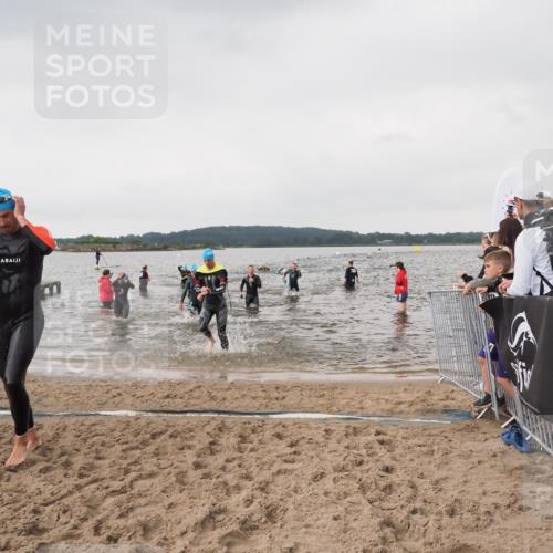 23.06.2024 - Viking Triathlon MichiJ http://msf.ph/oto/6346281 23.06.2024 10:41:41 Schwimmen 15, 82, 161, 250, 419, 455, 553 meine-sportfotos.de