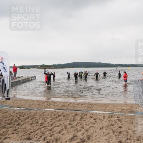 23.06.2024 - Viking Triathlon MichiJ http://msf.ph/oto/6346330 23.06.2024 10:42:00 Schwimmen 171, 251, 437 meine-sportfotos.de