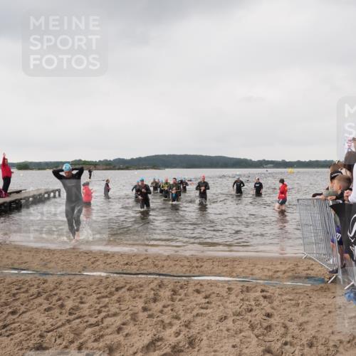 23.06.2024 - Viking Triathlon MichiJ http://msf.ph/oto/6346346 23.06.2024 10:42:04 Schwimmen 133, 171, 437, 522, 647 meine-sportfotos.de