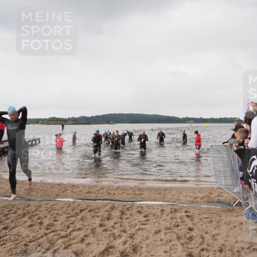 23.06.2024 - Viking Triathlon MichiJ http://msf.ph/oto/6346352 23.06.2024 10:42:05 Schwimmen 27, 133, 171, 321, 437, 522, 647 meine-sportfotos.de