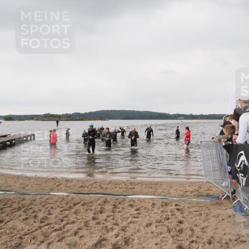 23.06.2024 - Viking Triathlon MichiJ http://msf.ph/oto/6346355 23.06.2024 10:42:06 Schwimmen 27, 133, 171, 320, 321, 437, 522, 647 meine-sportfotos.de