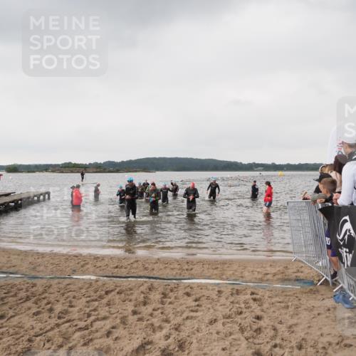 23.06.2024 - Viking Triathlon MichiJ http://msf.ph/oto/6346356 23.06.2024 10:42:06 Schwimmen 27, 133, 171, 320, 321, 437, 522, 647 meine-sportfotos.de