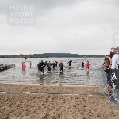 23.06.2024 - Viking Triathlon MichiJ http://msf.ph/oto/6346358 23.06.2024 10:42:07 Schwimmen 27, 133, 171, 320, 321, 437, 497, 522, 647 meine-sportfotos.de