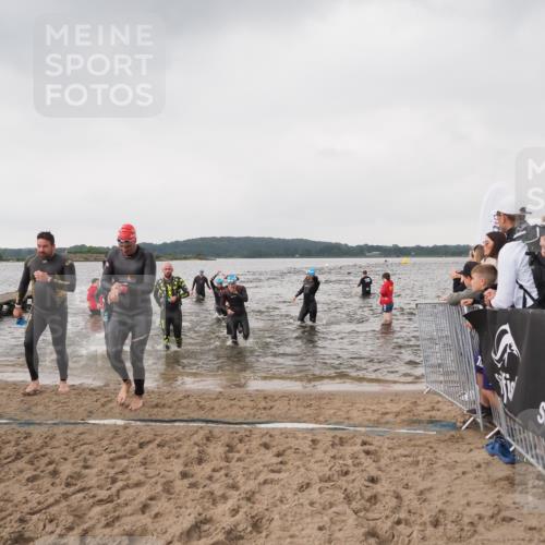 23.06.2024 - Viking Triathlon MichiJ http://msf.ph/oto/6346386 23.06.2024 10:42:14 Schwimmen 27, 93, 133, 210, 320, 321, 437, 497, 522, 647 meine-sportfotos.de