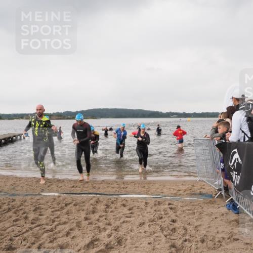 23.06.2024 - Viking Triathlon MichiJ http://msf.ph/oto/6346400 23.06.2024 10:42:18 Schwimmen 27, 93, 210, 271, 320, 321, 497, 522 meine-sportfotos.de