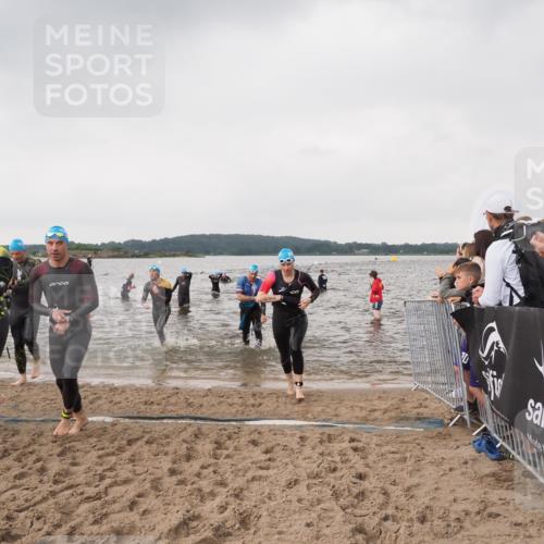 23.06.2024 - Viking Triathlon MichiJ http://msf.ph/oto/6346405 23.06.2024 10:42:19 Schwimmen 27, 93, 210, 271, 320, 321, 497, 522 meine-sportfotos.de