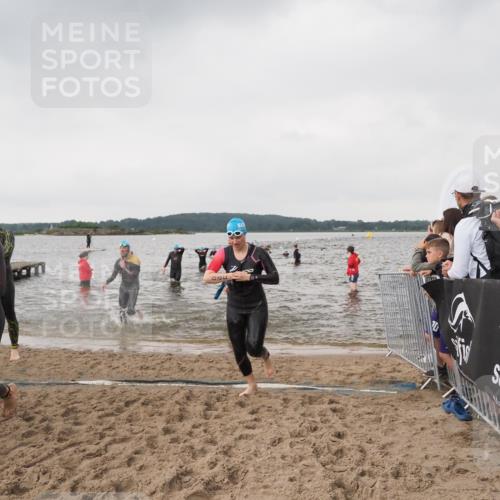 23.06.2024 - Viking Triathlon MichiJ http://msf.ph/oto/6346407 23.06.2024 10:42:19 Schwimmen 27, 93, 210, 271, 320, 321, 497, 522 meine-sportfotos.de