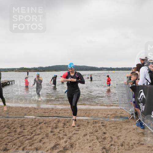 23.06.2024 - Viking Triathlon MichiJ http://msf.ph/oto/6346408 23.06.2024 10:42:19 Schwimmen 27, 93, 210, 271, 320, 321, 497, 522 meine-sportfotos.de