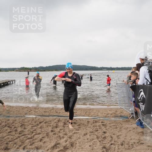 23.06.2024 - Viking Triathlon MichiJ http://msf.ph/oto/6346409 23.06.2024 10:42:20 Schwimmen 27, 93, 210, 271, 320, 321, 497 meine-sportfotos.de