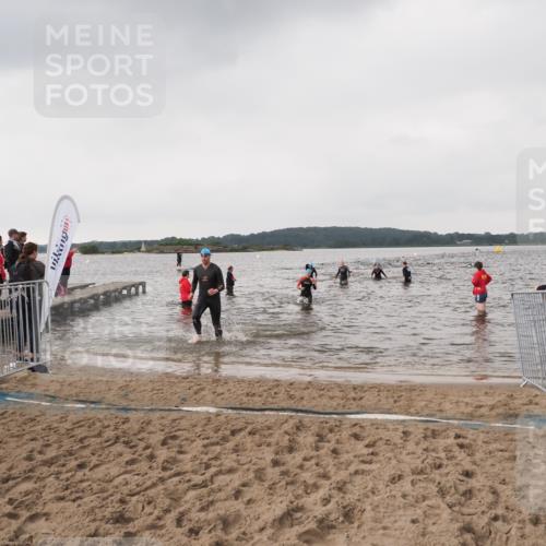 23.06.2024 - Viking Triathlon MichiJ http://msf.ph/oto/6346422 23.06.2024 10:42:25 Schwimmen 271, 352 meine-sportfotos.de
