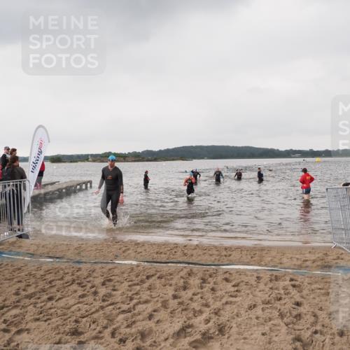 23.06.2024 - Viking Triathlon MichiJ http://msf.ph/oto/6346426 23.06.2024 10:42:26 Schwimmen 271, 352 meine-sportfotos.de
