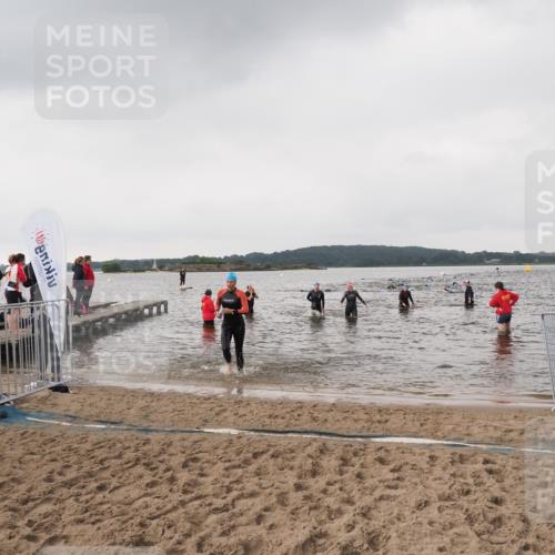 23.06.2024 - Viking Triathlon MichiJ http://msf.ph/oto/6346440 23.06.2024 10:42:33 Schwimmen 115, 352, 639 meine-sportfotos.de