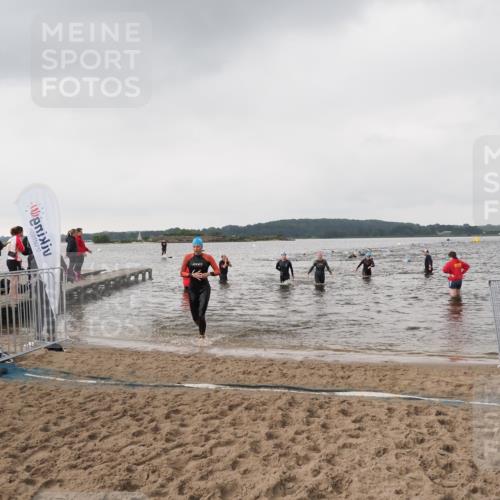 23.06.2024 - Viking Triathlon MichiJ http://msf.ph/oto/6346443 23.06.2024 10:42:33 Schwimmen 115, 352, 639 meine-sportfotos.de