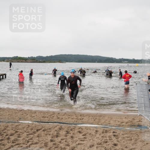 23.06.2024 - Viking Triathlon MichiJ http://msf.ph/oto/6346466 23.06.2024 10:42:47 Schwimmen 115, 390, 424, 639 meine-sportfotos.de