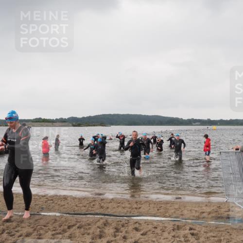 23.06.2024 - Viking Triathlon MichiJ http://msf.ph/oto/6346502 23.06.2024 10:43:11 Schwimmen 67, 78, 109, 163, 187, 196, 244, 277, 338, 392, 466, 500 meine-sportfotos.de