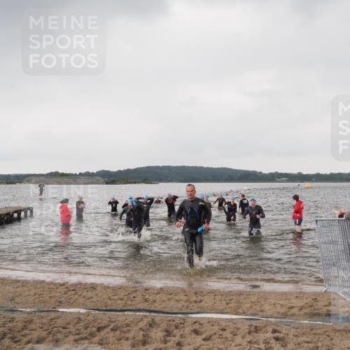 23.06.2024 - Viking Triathlon MichiJ http://msf.ph/oto/6346505 23.06.2024 10:43:12 Schwimmen 67, 78, 109, 187, 196, 244, 277, 338, 392, 466, 500 meine-sportfotos.de