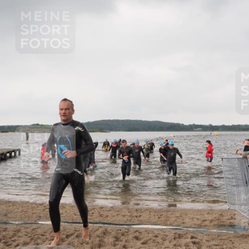 23.06.2024 - Viking Triathlon MichiJ http://msf.ph/oto/6346513 23.06.2024 10:43:14 Schwimmen 67, 78, 109, 187, 196, 244, 268, 277, 392, 466, 500 meine-sportfotos.de